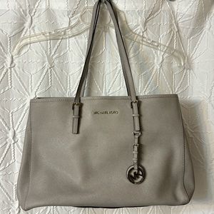Michael Kors, gray purse